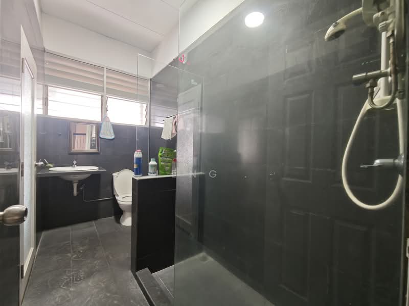 Rumah Teres 2 Tingkat untuk Dijual di Gelugor (Penang) - Meng . - Bathroom - PropertyGuru.com.my