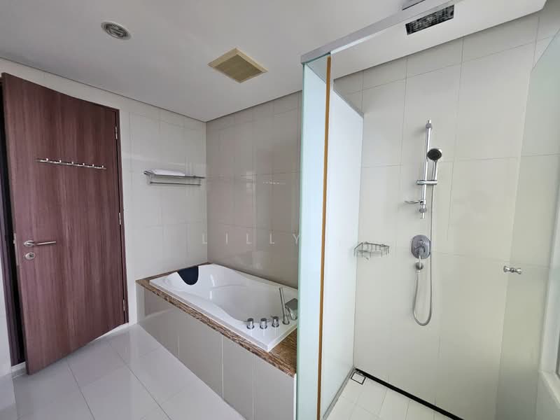 Kondominium untuk Dijual di Central Park condominium - Lilly . - Bathroom - PropertyGuru.com.my