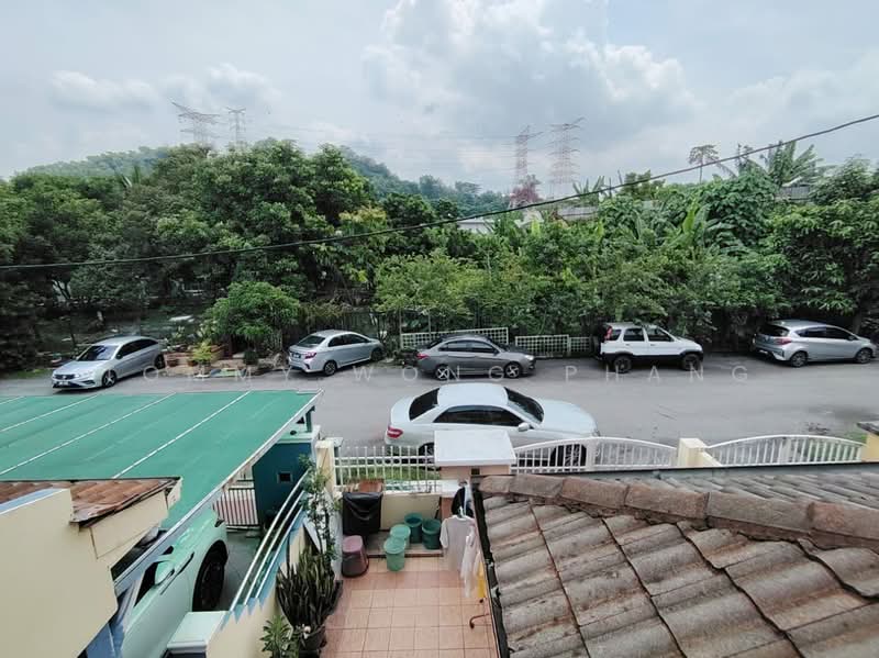 Rumah Teres 2 Tingkat untuk Dijual di Taman Putra Budiman (Balakong) - Tommy Wong Phang - Exterior - PropertyGuru.com.my