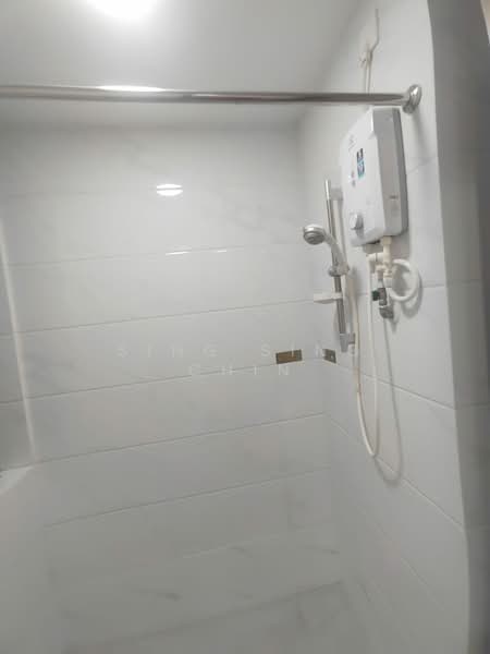 Service Residence for Rent at Country Garden Central Park - Sing Sing Chin - Bathroom - PropertyGuru.com.my