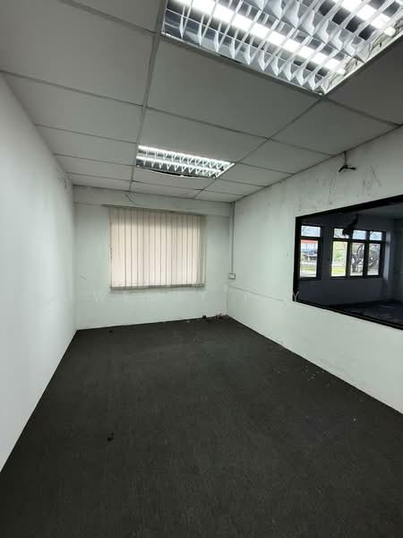 Semi-D Factory for Rent in Lunas (Kedah) - Wendy Pey - Interior - PropertyGuru.com.my