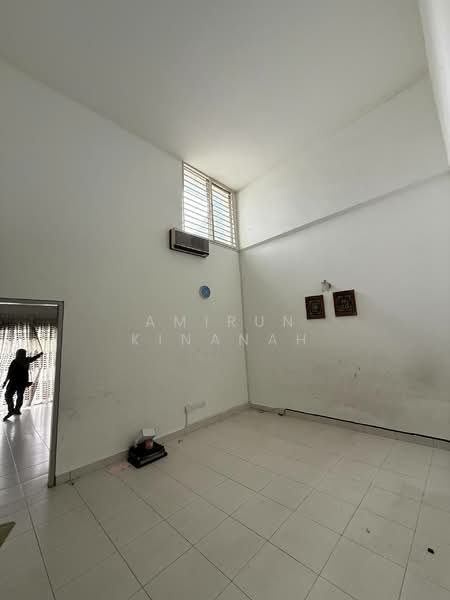 Rumah Teres untuk Dijual di Aman Putri (Sungai Buloh) - Amirun Kinanah - Interior - PropertyGuru.com.my