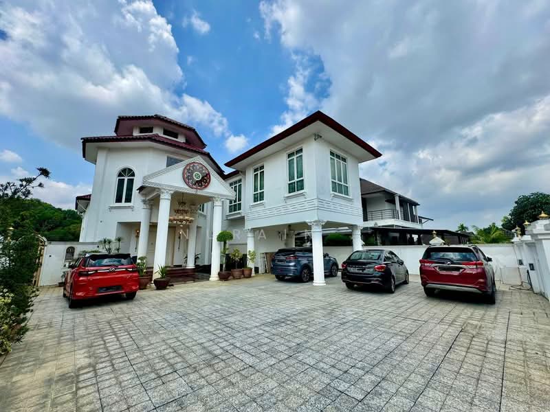 Rumah Banglo untuk Dijual di Seksyen 8 (Shah Alam) - Nurain . - Exterior - PropertyGuru.com.my