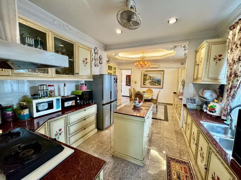 Rumah Banglo untuk Dijual di Seksyen 8 (Shah Alam) - Nurain . - Kitchen - PropertyGuru.com.my