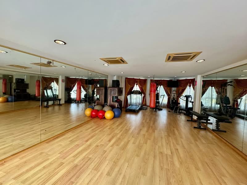 Rumah Banglo untuk Dijual di Seksyen 8 (Shah Alam) - Nurain . - Gym - PropertyGuru.com.my