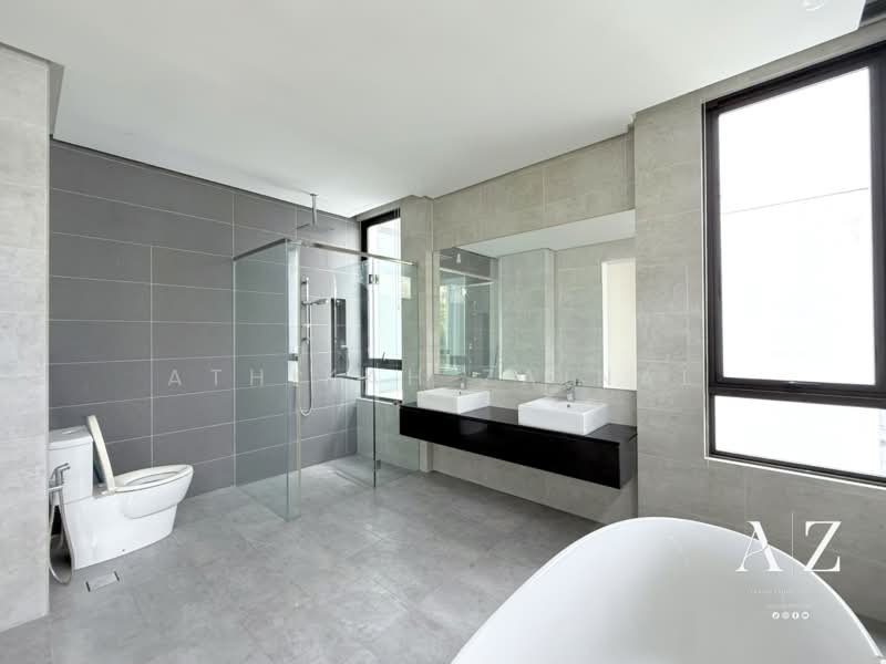 Semi-Detached House for Sale in Taman Melawati (Ulu Kelang) - Athikah Zainal - Bathroom - PropertyGuru.com.my