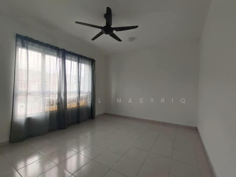 Terraced House for Rent in Bukit Rahman Putra (Sungai Buloh) - Amirul Nasyriq - Interior - PropertyGuru.com.my
