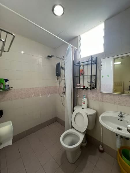 Apartment for Sale at Desa Alor Vista - Alvin Sim - Bathroom - PropertyGuru.com.my