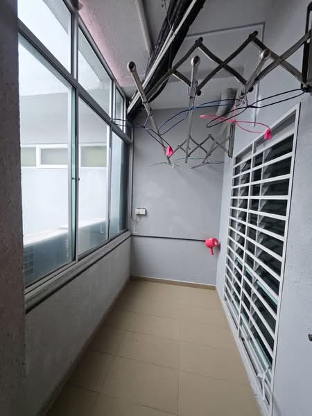 Condominium for Rent at Central Park condominium - Lilly . - Balcony - PropertyGuru.com.my