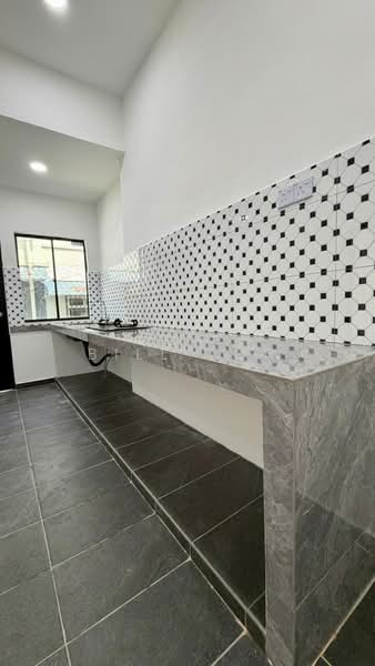 1.5-storey Terraced House for Sale in Taman Pulai Utama (Skudai) - Bill Toh - Kitchen - PropertyGuru.com.my