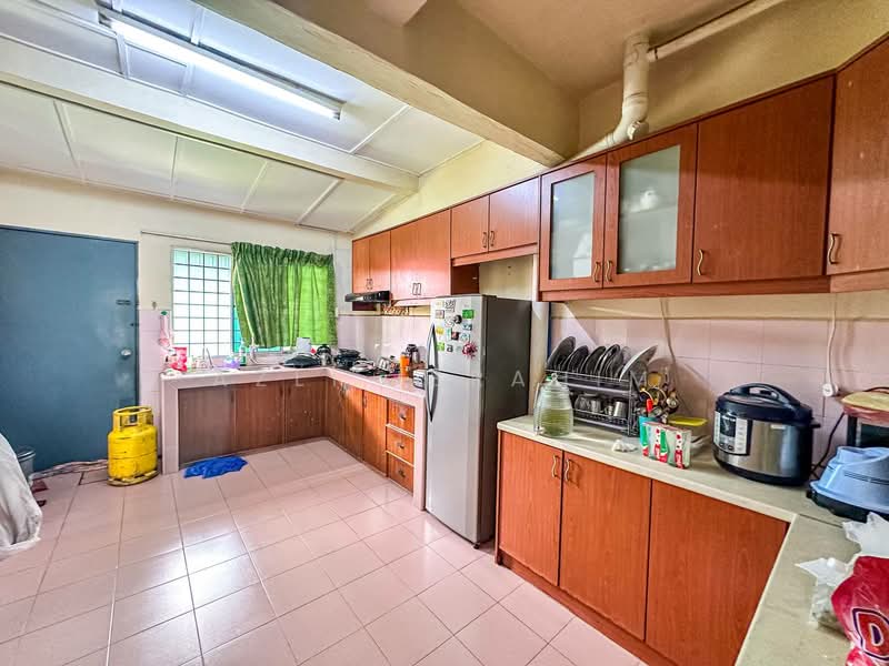 Rumah Teres 2 Tingkat untuk Dijual di Bandar Rinching Seksyen 4 (Semenyih) - Azli Ibrahim - Kitchen - PropertyGuru.com.my