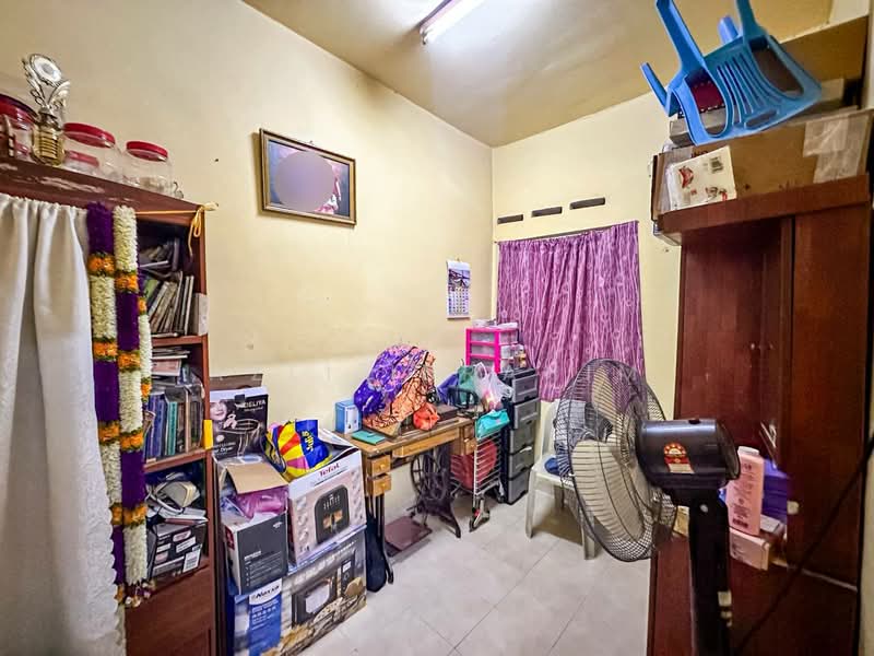 Rumah Teres 2 Tingkat untuk Dijual di Bandar Rinching Seksyen 4 (Semenyih) - Azli Ibrahim - Interior - PropertyGuru.com.my