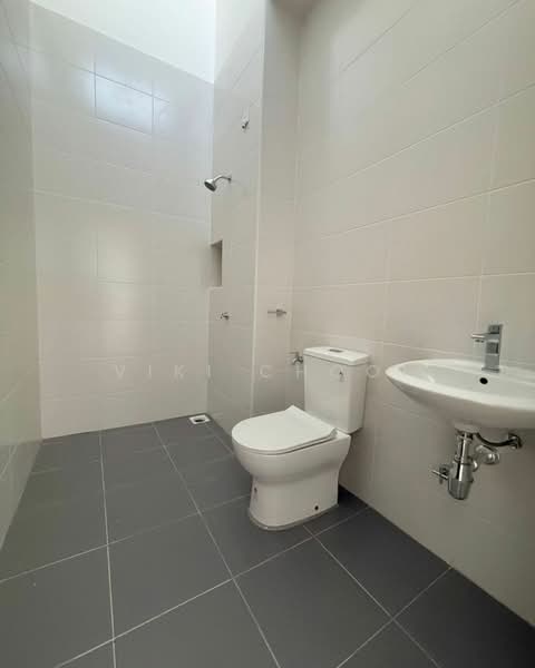 Rumah Kluster untuk Dijual di Iskandar Puteri (Nusajaya) (Johor) - Viki Chooi - Bathroom - PropertyGuru.com.my