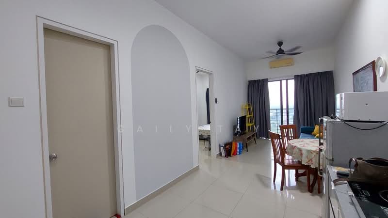 Servis Apartment untuk Disewa di D'Pulze Cyberjaya - Gaily Tay - Living Room - PropertyGuru.com.my