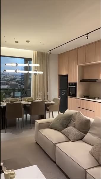 Servis Apartment untuk Dijual di Khaya Residences - Jackson Chan - Living Room - PropertyGuru.com.my