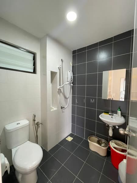 2-storey Terraced House for Rent in Eco Grandeur (Puncak Alam) - Bill Lim - Bathroom - PropertyGuru.com.my