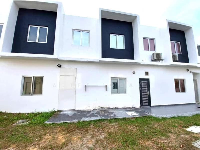 2-storey Terraced House for Sale in Cybersouth (Dengkil) - Aliff Iqbal - PropertyGuru.com.my