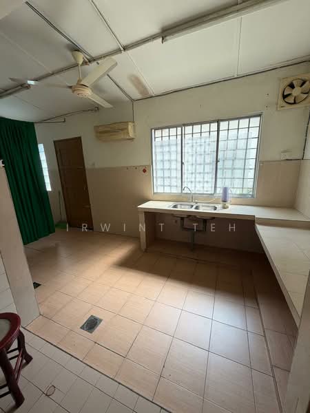 2-storey Terraced House for Sale in Usj 6 (Subang Jaya) - Irwint Teh - Kitchen - PropertyGuru.com.my