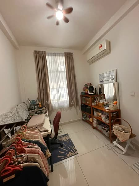 Semi-Detached House for Sale in Taman Mutiara Rini (Skudai) - Venica For - Bedroom - PropertyGuru.com.my