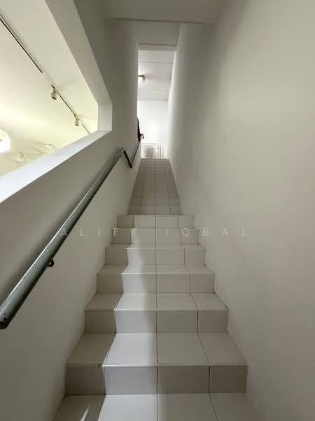 Rumah Teres 2 Tingkat untuk Dijual di Seksyen 33 (Shah Alam) - Aliff Iqbal - PropertyGuru.com.my