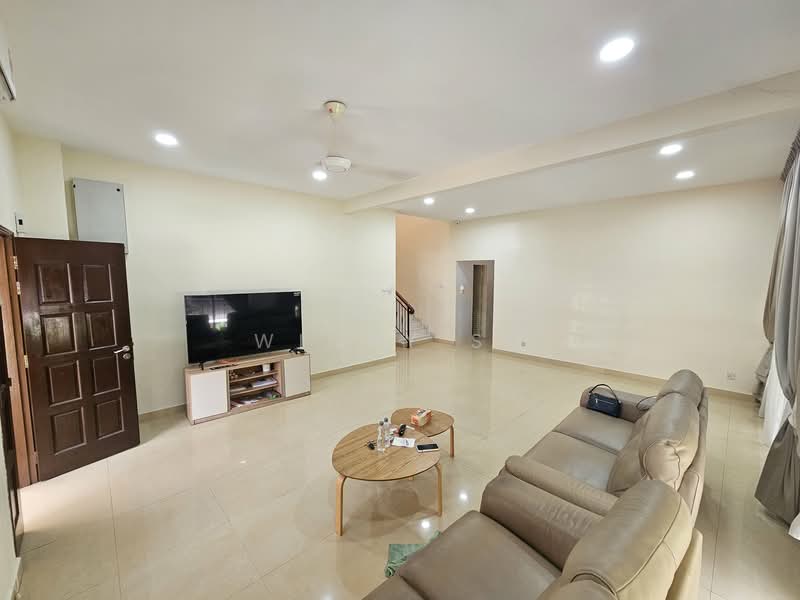 Rumah Teres 2 Tingkat untuk Dijual di Bukit Jelutong (Shah Alam) - Winny Su - Living Room - PropertyGuru.com.my