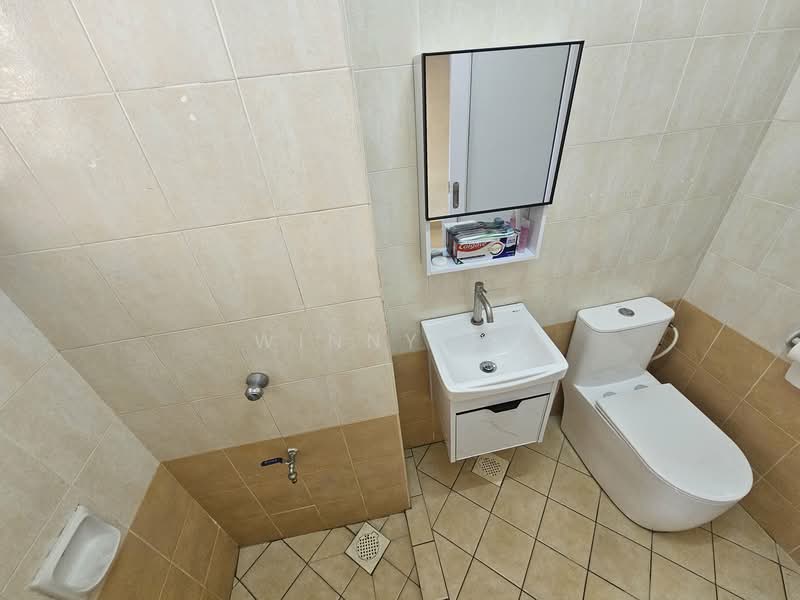 Rumah Teres 2 Tingkat untuk Dijual di Bukit Jelutong (Shah Alam) - Winny Su - Bathroom - PropertyGuru.com.my