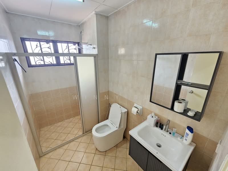 Rumah Teres 2 Tingkat untuk Dijual di Bukit Jelutong (Shah Alam) - Winny Su - Bathroom - PropertyGuru.com.my