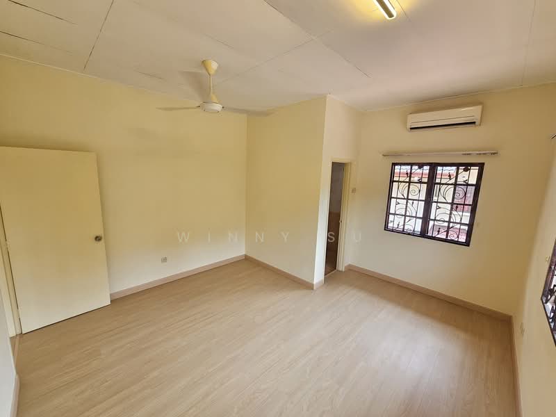Rumah Teres 2 Tingkat untuk Dijual di Bukit Jelutong (Shah Alam) - Winny Su - PropertyGuru.com.my