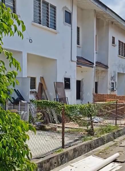 Rumah Teres 2 Tingkat untuk Dijual di Johor Bahru (Johor) - Joanna Tai - Exterior - PropertyGuru.com.my