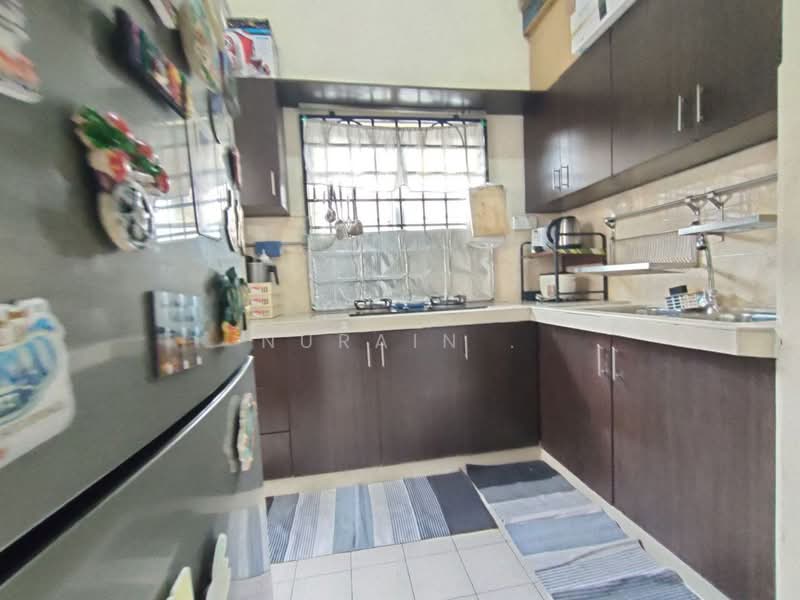 Apartment for Sale at Pangsapuri Tainia - Nurain . - Kitchen - PropertyGuru.com.my