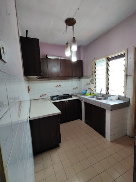 Apartment for Rent at Kenari Apartment - Aaron Ong - Kitchen - PropertyGuru.com.my