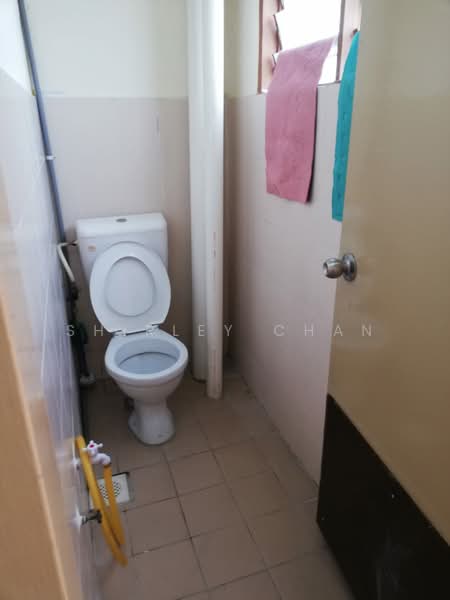 Flat for Rent at Pudu Impian 1 - Shirley Chan - Bathroom - PropertyGuru.com.my