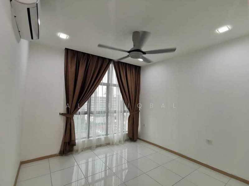 Service Residence for Sale at Vista Alam - Aliff Iqbal - Interior - PropertyGuru.com.my
