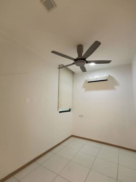 Service Residence for Sale at Vista Alam - Aliff Iqbal - Interior - PropertyGuru.com.my