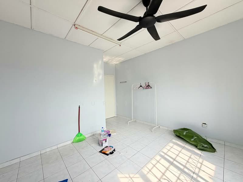 Pangsapuri untuk Dijual di Pangsapuri Suria Subang - Nurain . - Interior - PropertyGuru.com.my