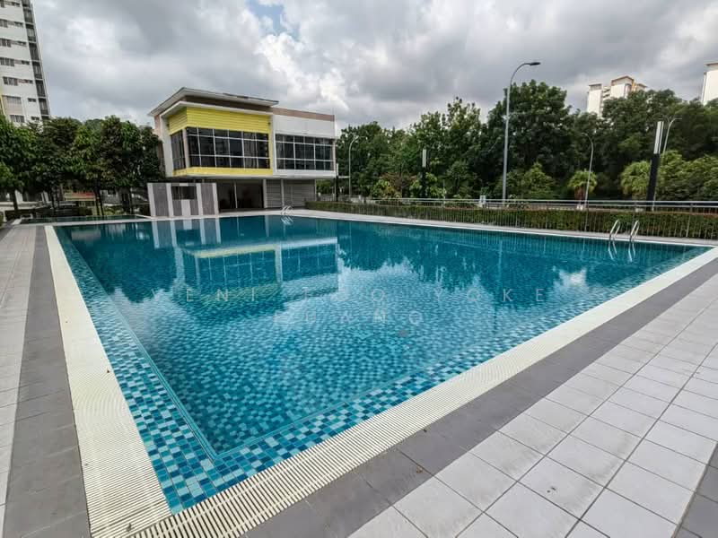 Pangsapuri untuk Dijual di Seri Pinang - Veni Foo Yoke Fuang - Pool - PropertyGuru.com.my