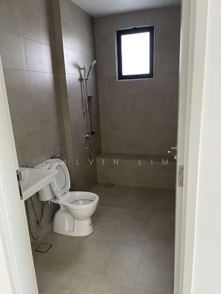 Semi-Detached House for Sale in Setia Eco Park (Setia Alam) - Calvin Lim - Bathroom - PropertyGuru.com.my