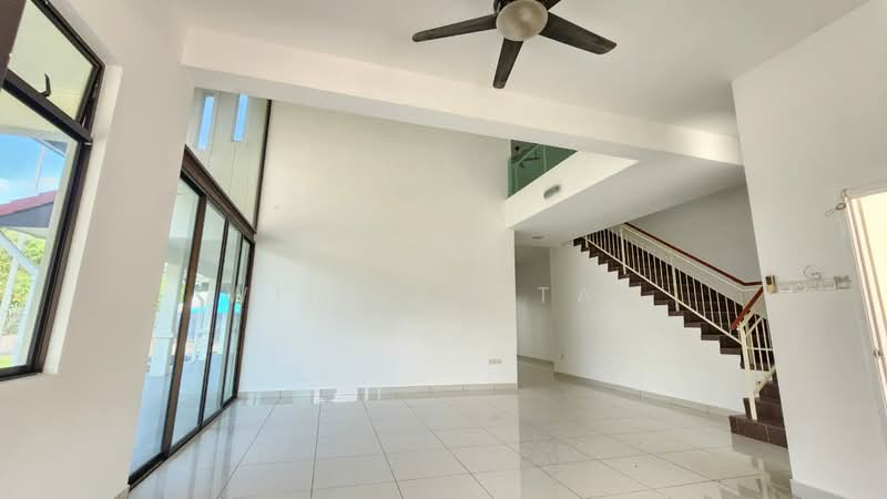 Rumah Teres 2 Tingkat untuk Dijual di Taman Laguna (Johor Bahru) - William Tay - Living Room - PropertyGuru.com.my