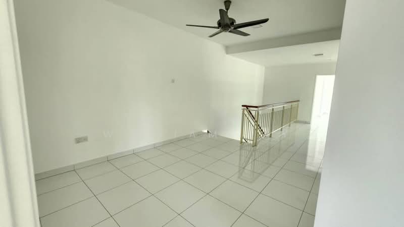 Rumah Teres 2 Tingkat untuk Dijual di Taman Laguna (Johor Bahru) - William Tay - Living Room - PropertyGuru.com.my