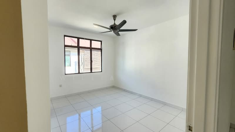 Rumah Teres 2 Tingkat untuk Dijual di Taman Laguna (Johor Bahru) - William Tay - Bedroom - PropertyGuru.com.my