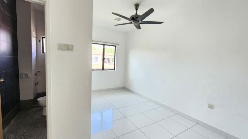 Rumah Teres 2 Tingkat untuk Dijual di Taman Laguna (Johor Bahru) - William Tay - Bedroom - PropertyGuru.com.my