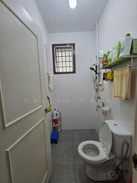 2-storey Terraced House for Sale in Taman Molek (Johor Bahru) - Calley Chin - Bathroom - PropertyGuru.com.my