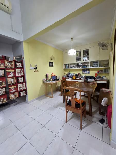 2-storey Terraced House for Sale in Taman Molek (Johor Bahru) - Calley Chin - Interior - PropertyGuru.com.my