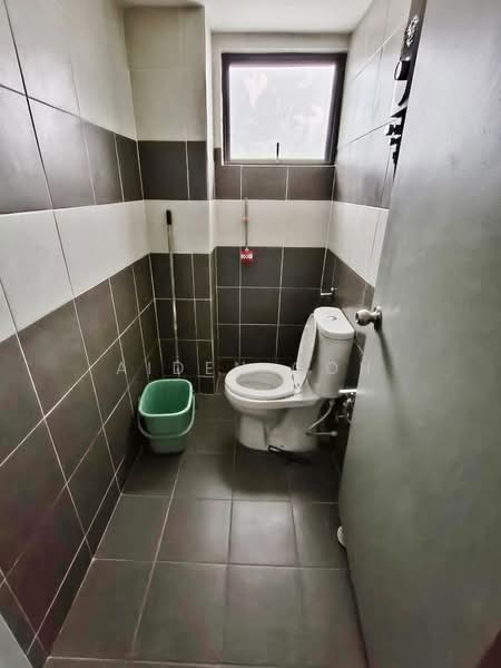 Kedai / Pejabat untuk Disewa di Permas Jaya (Johor Bahru) - Aiden Goh - Bathroom - PropertyGuru.com.my