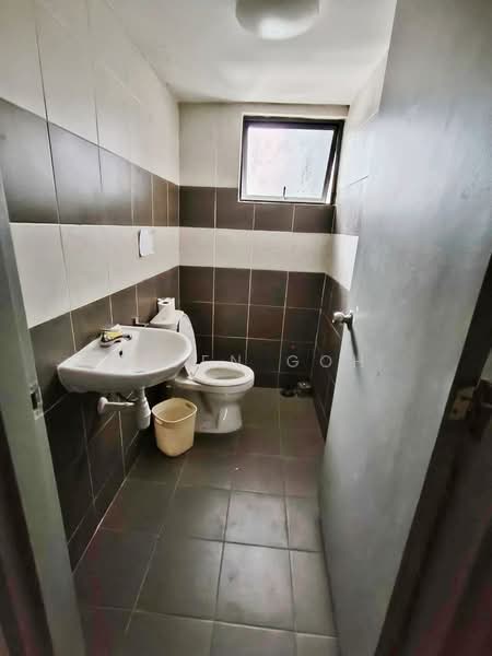 Kedai / Pejabat untuk Disewa di Permas Jaya (Johor Bahru) - Aiden Goh - Bathroom - PropertyGuru.com.my
