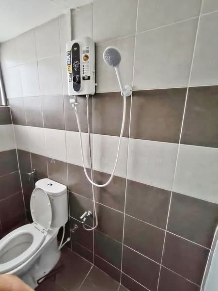 Kedai / Pejabat untuk Disewa di Permas Jaya (Johor Bahru) - Aiden Goh - Bathroom - PropertyGuru.com.my