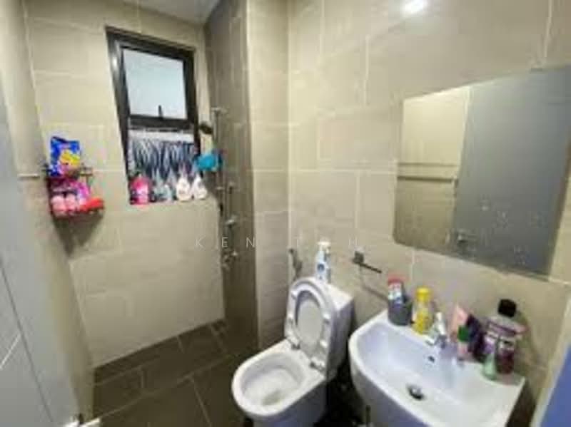 Rumah Teres 2 Tingkat untuk Dijual di Bandar Kinrara Seksyen 1 (Bandar Kinrara) - Ken Toh - Bathroom - PropertyGuru.com.my