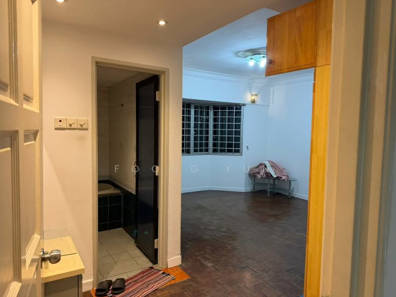 Pangsapuri untuk Dijual di Sri Intan 2 - Foong Yun - Bathroom - PropertyGuru.com.my