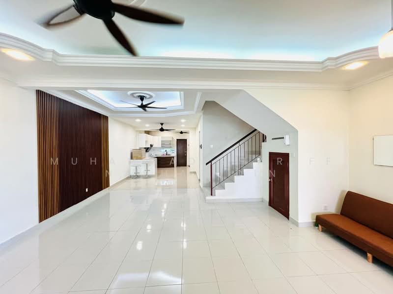 Rumah Teres 2 Tingkat untuk Dijual di Semenyih (Selangor) - Muhammad Zhariff Nasharudin - Living Room - PropertyGuru.com.my