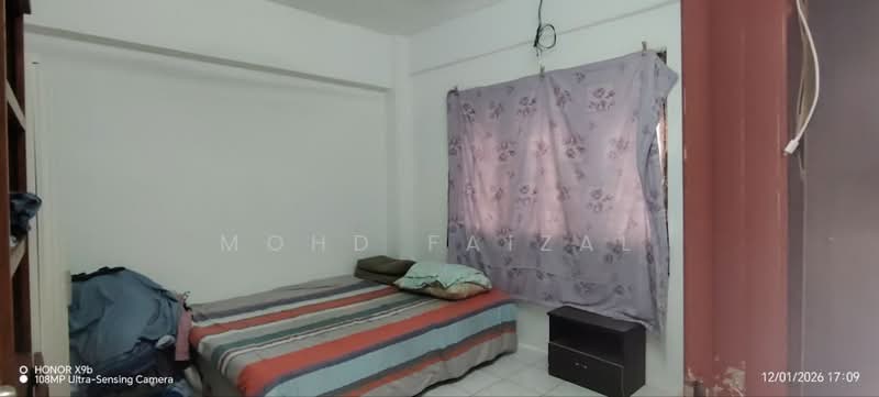 Flat for Sale at Taman Tun Teja - Mohd Faizal - Bedroom - PropertyGuru.com.my